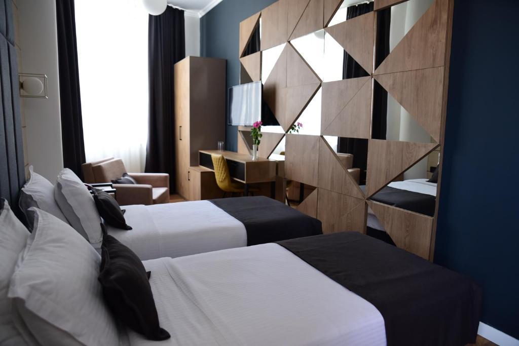 Hotel Comfort 티라나 외부 사진
