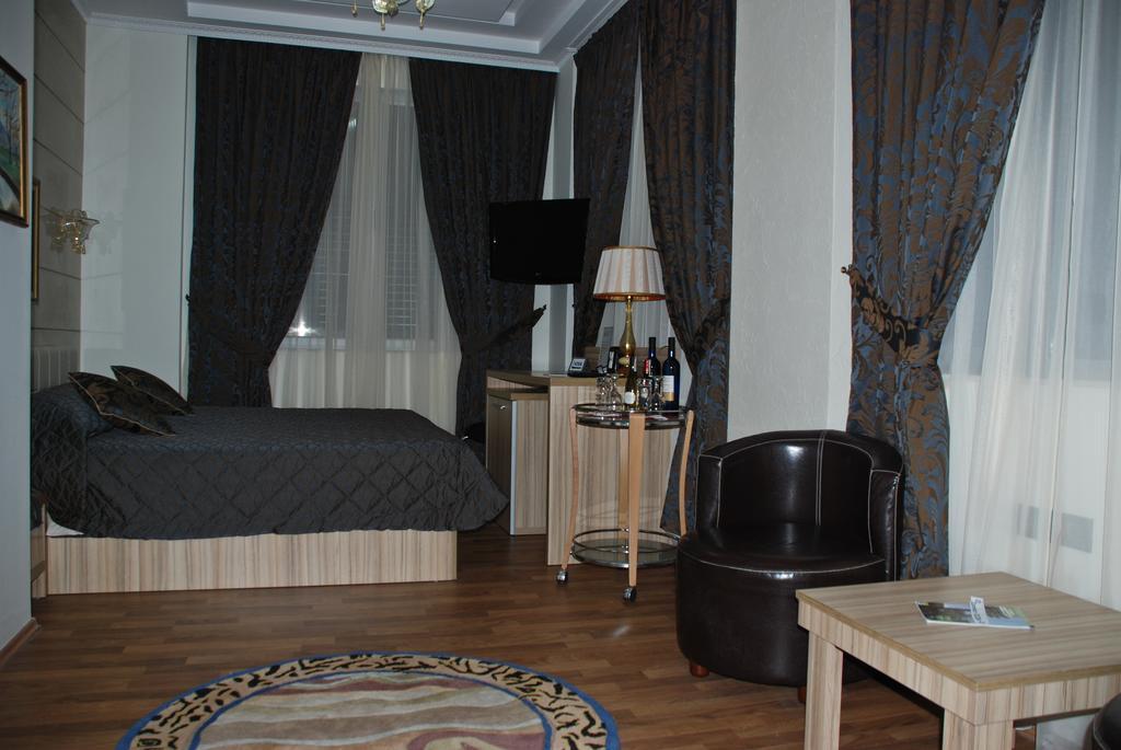 Hotel Comfort 티라나 외부 사진