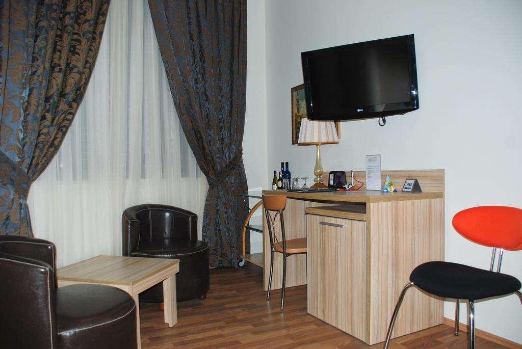 Hotel Comfort 티라나 객실 사진